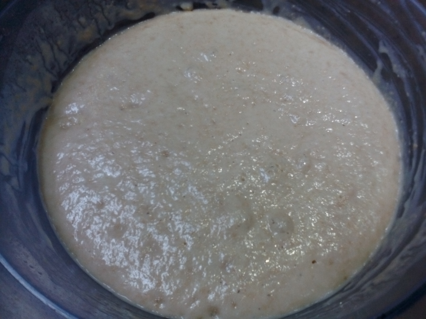 Cozonac moldovenesc cu crema de nuca si ciocolata