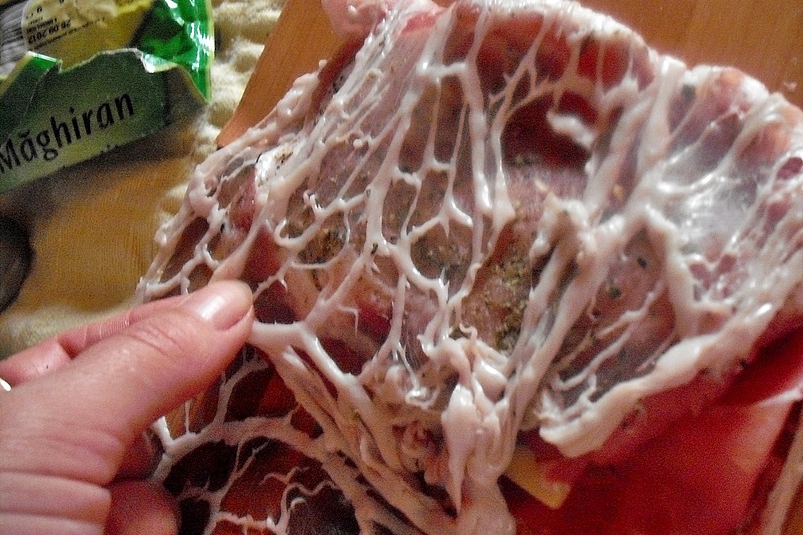 Muschi in prapur de porc, pe gratar