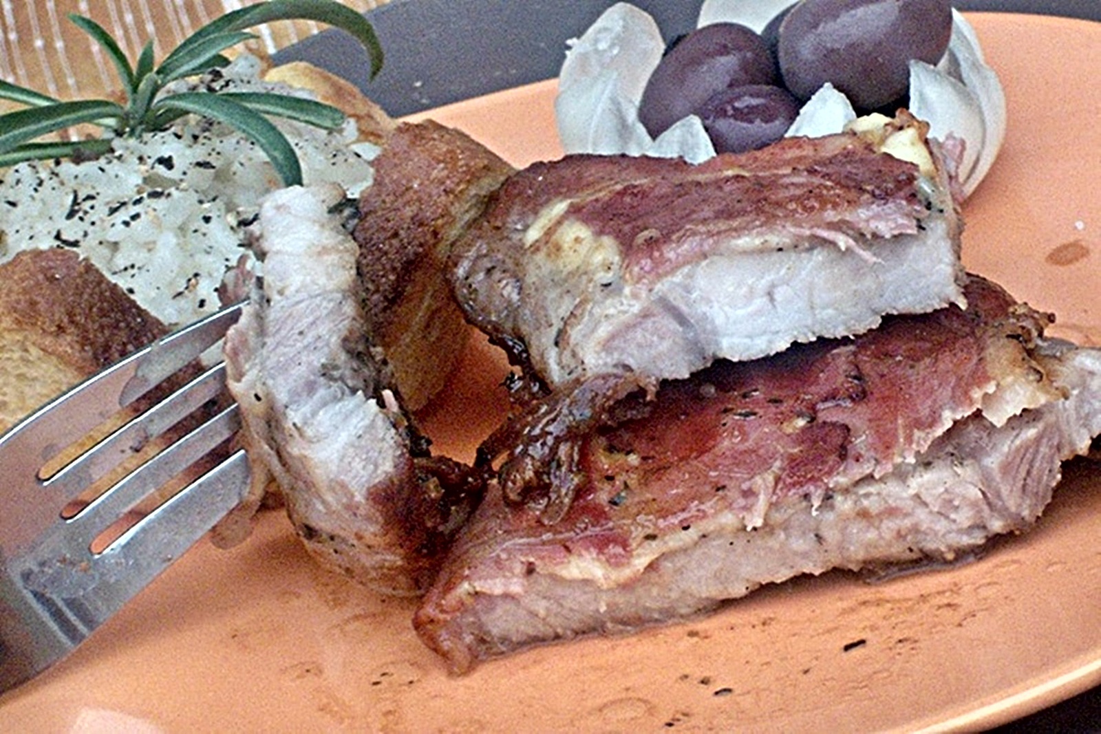 Muschi in prapur de porc, pe gratar