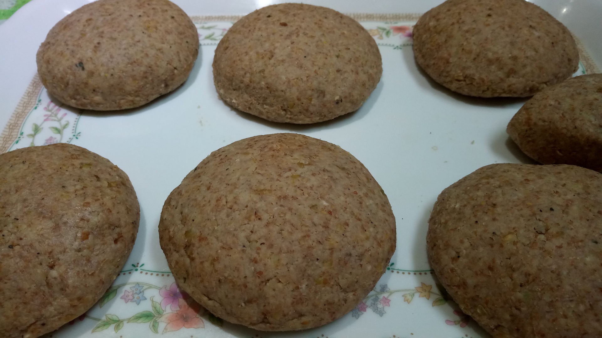 Kibbeh umplute la gratar (Kibbeh E’rass Mashwiyyeh -Grilled  Kibbeh )