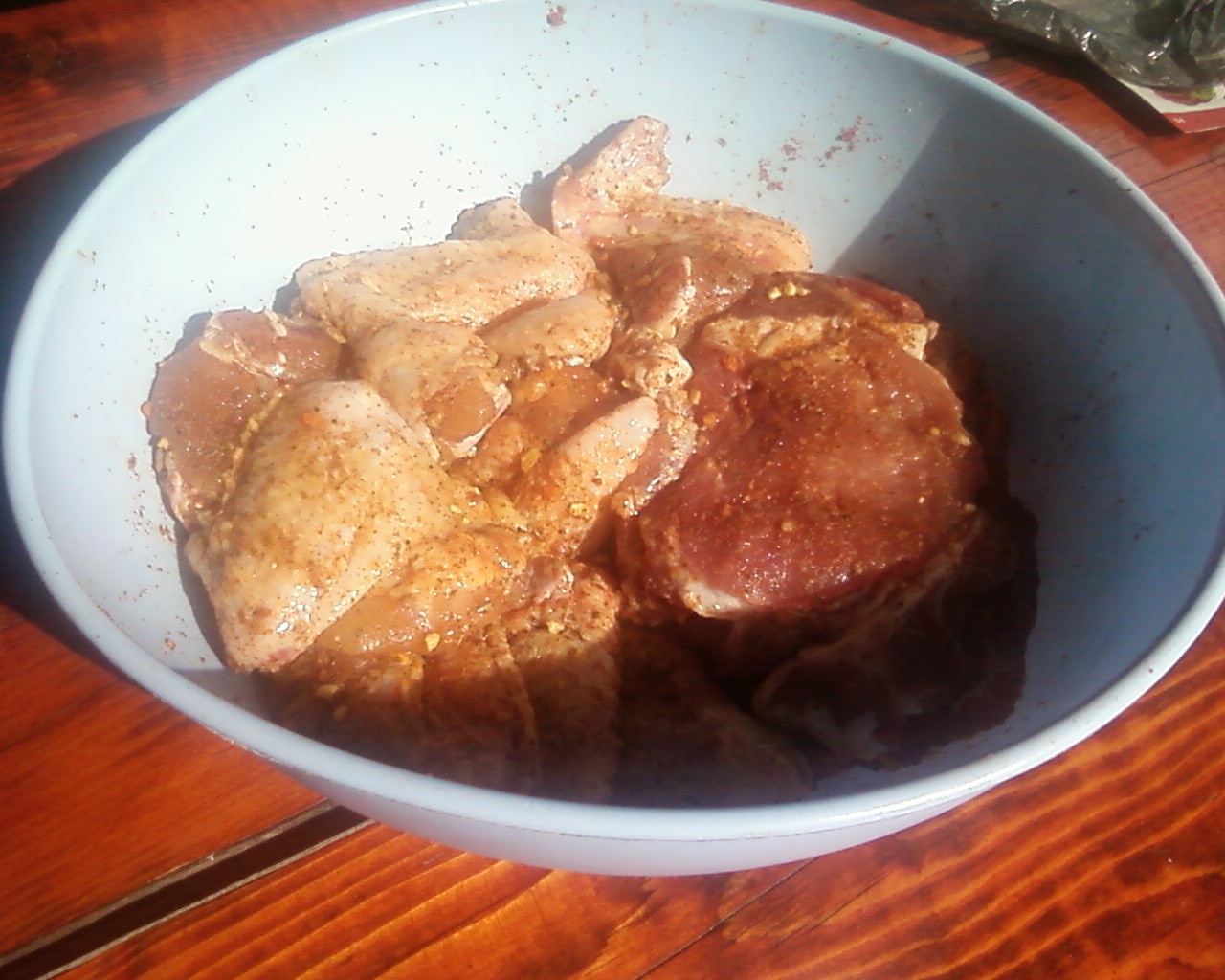 Ceafa de porc la gratar cu legume