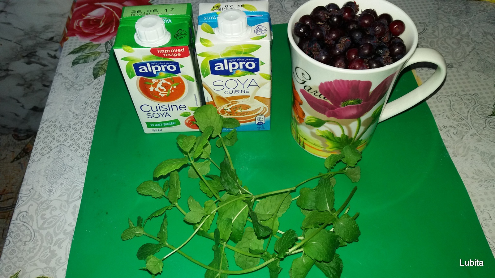 Inghetata de merisoare