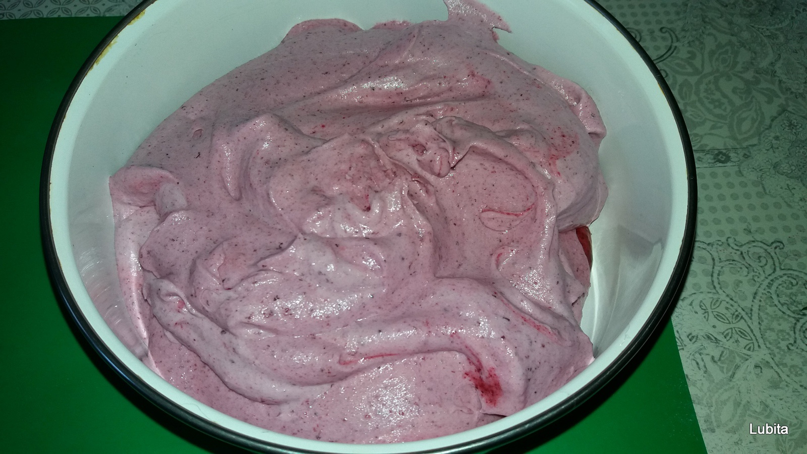 Inghetata de merisoare