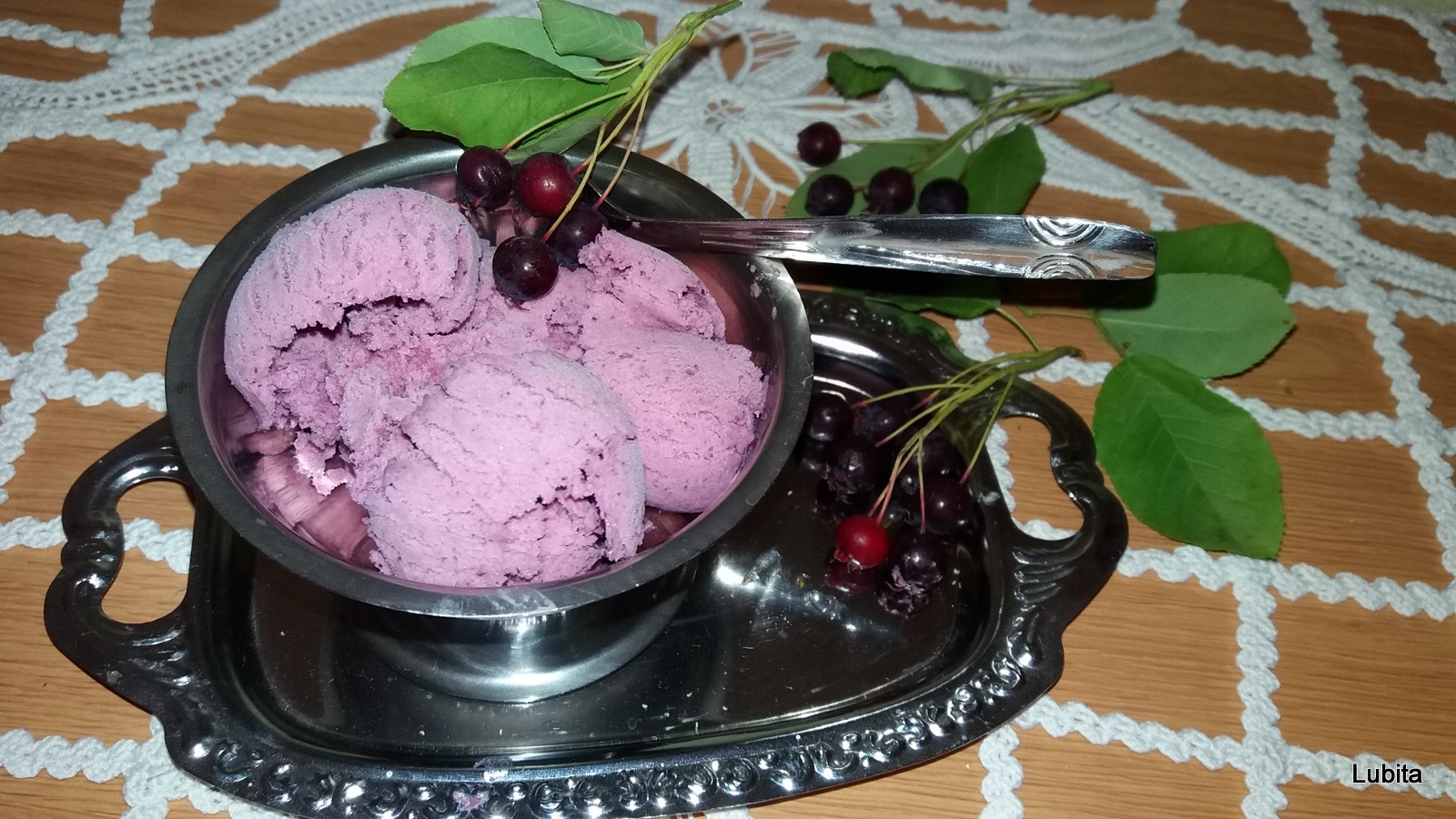 Inghetata de merisoare