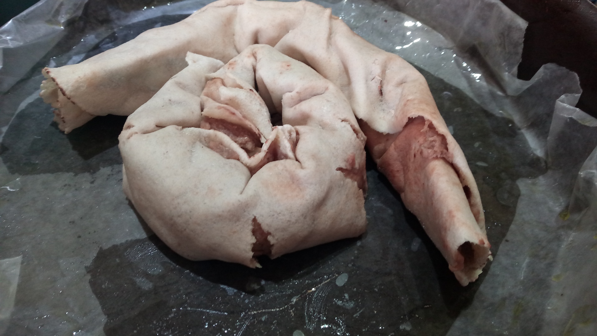 Placinta cu carne in foi de lipie la cuptor