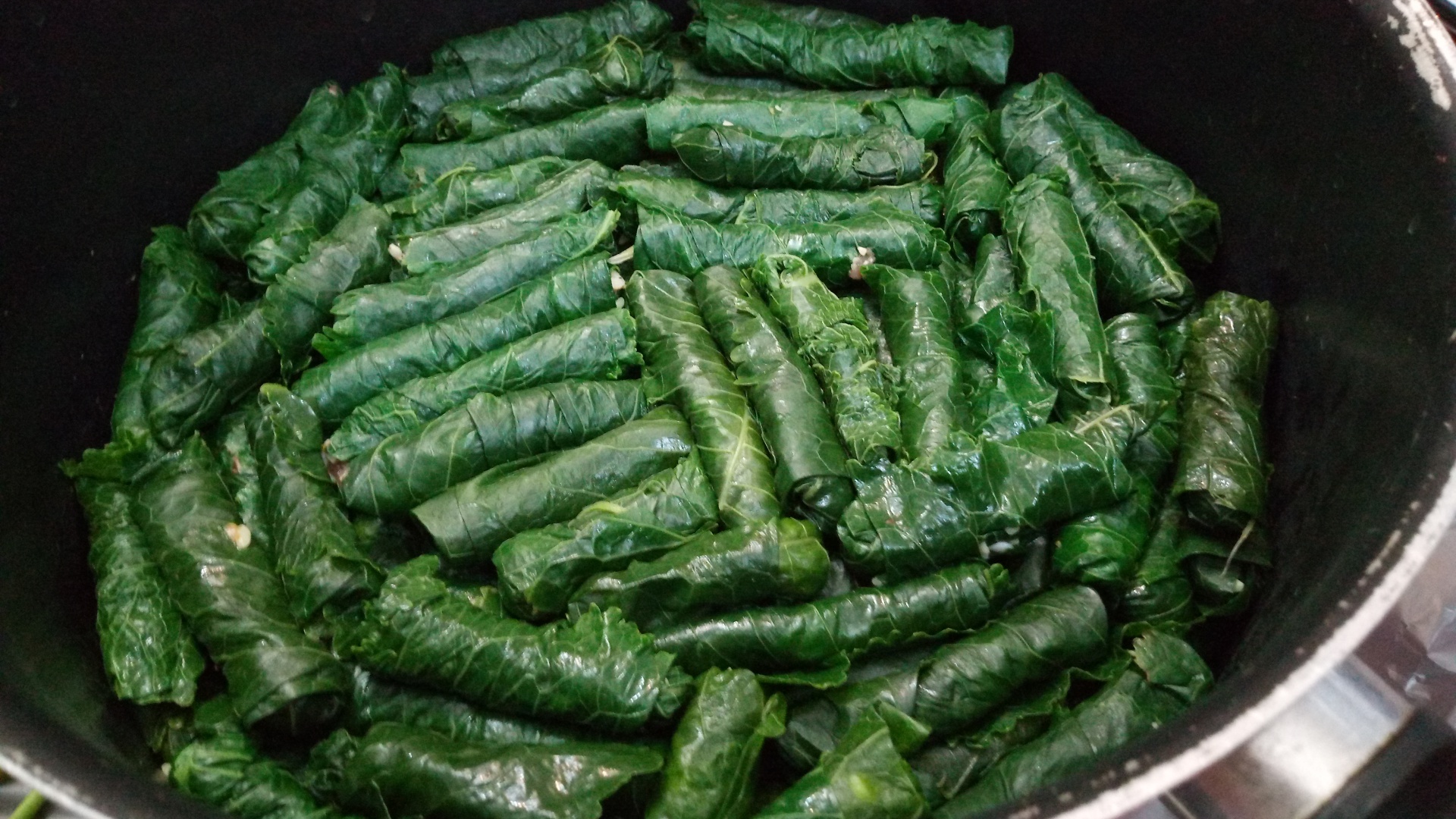 Sarmalute in foi de hrean