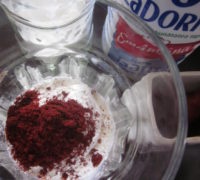 Iepure cu vegetale si smantana