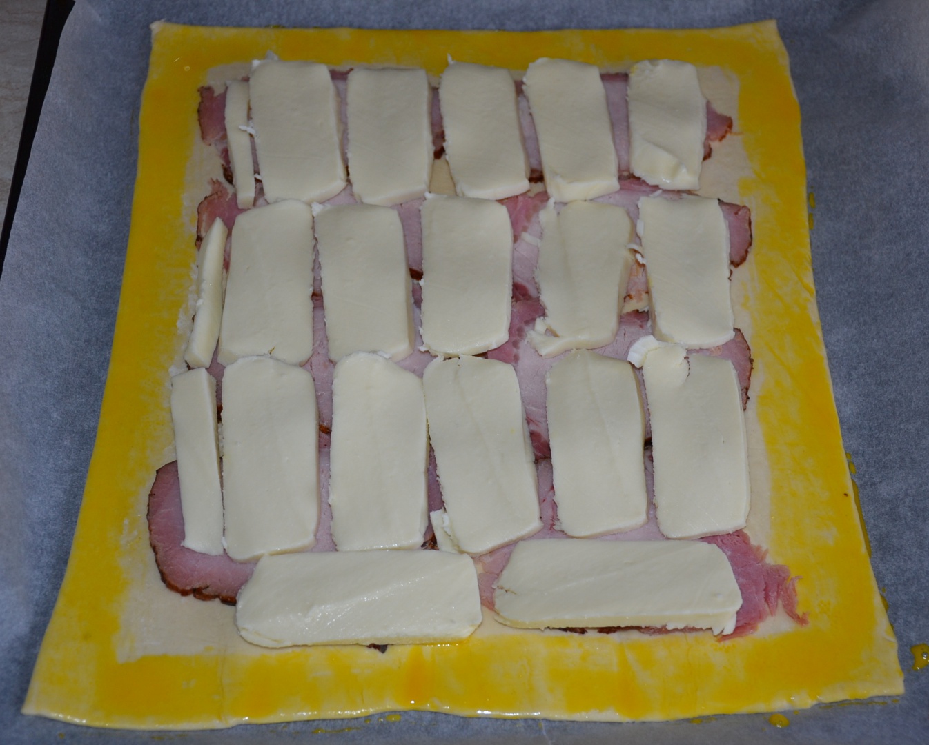 Placinta cu mozzarella si ardei