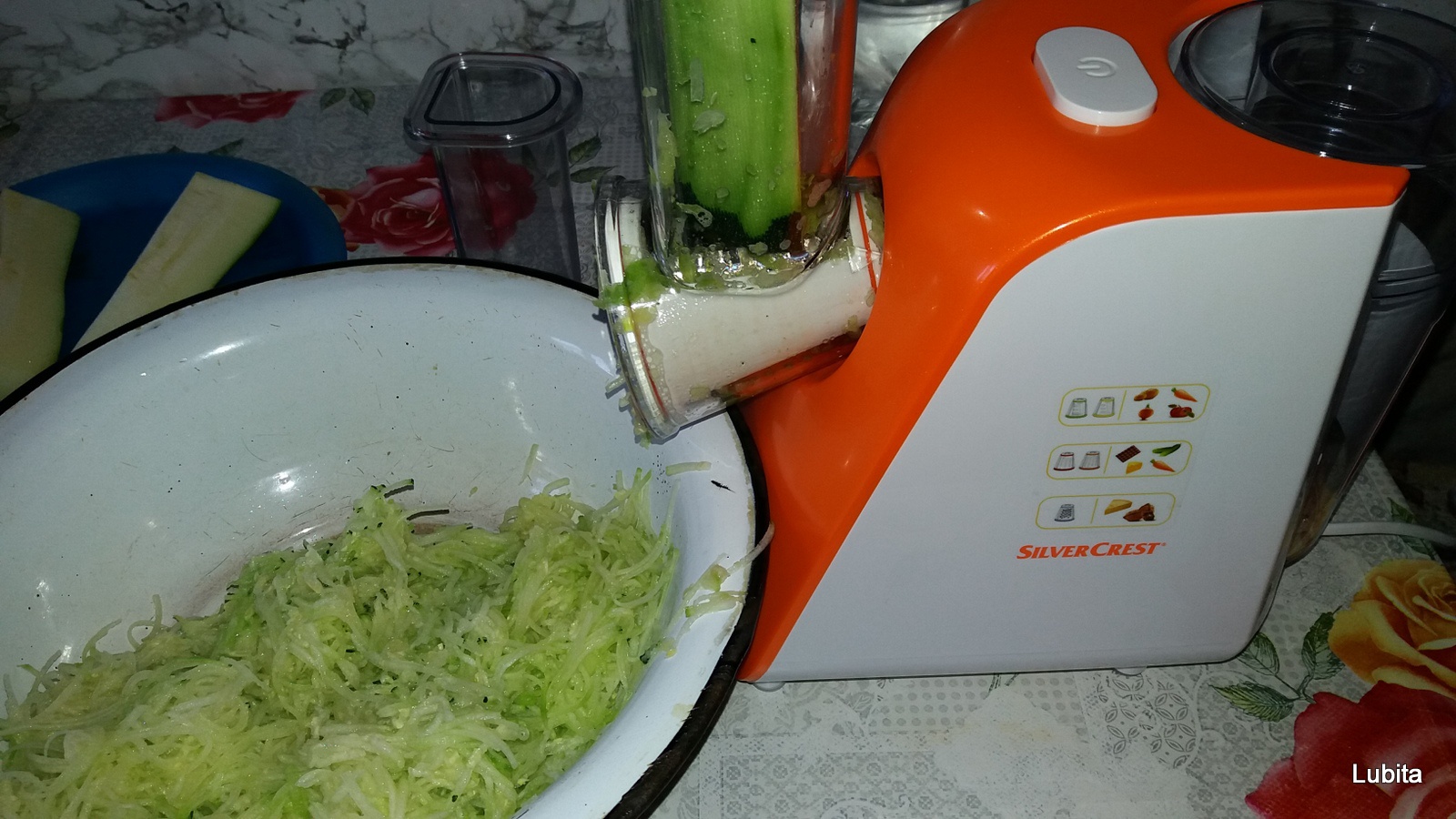 Chiftelute cu dovlecei si soia