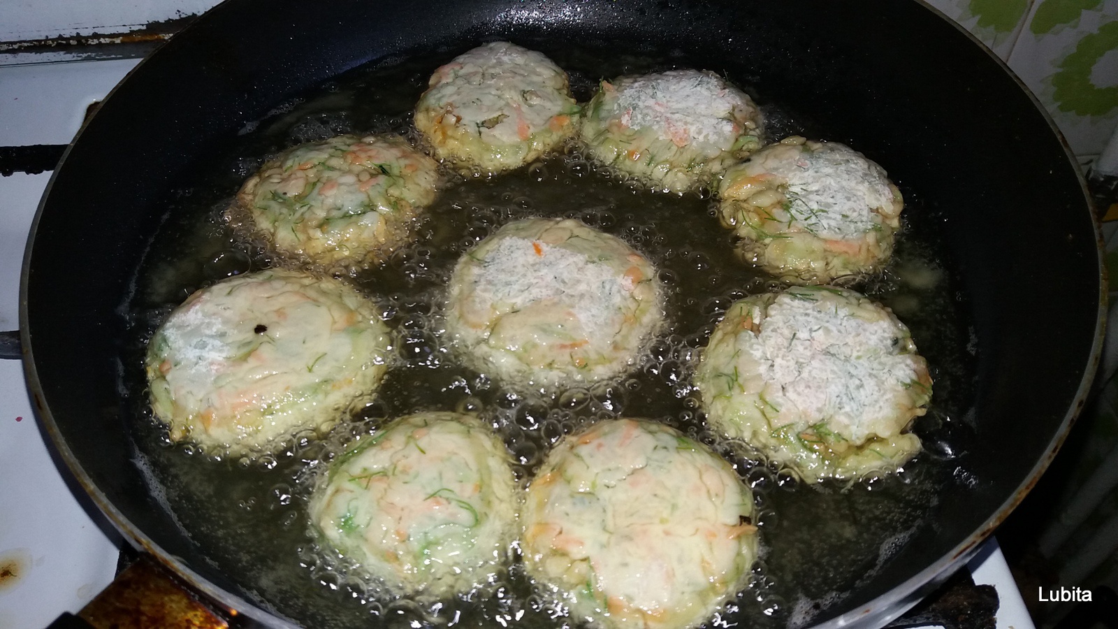 Chiftelute cu dovlecei si soia