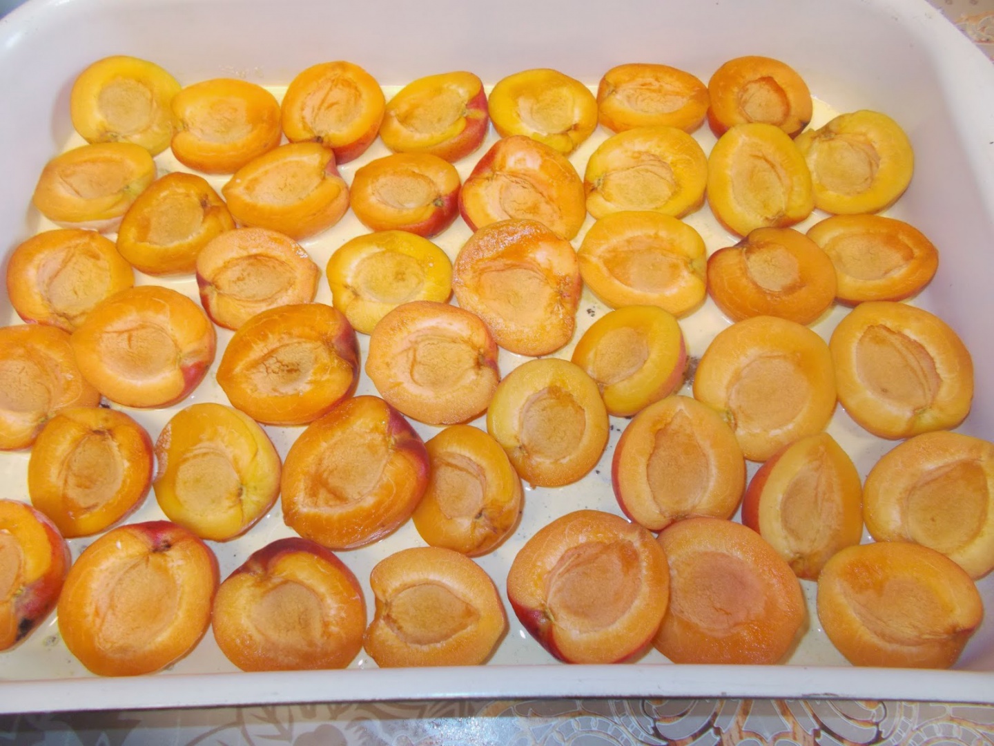 Prajitura cu caise caramelizate