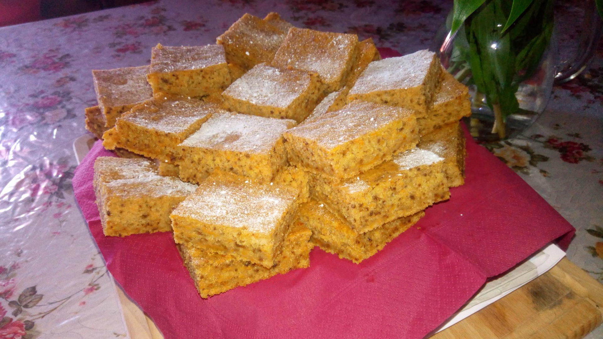 Prajitura aromata cu morcovi