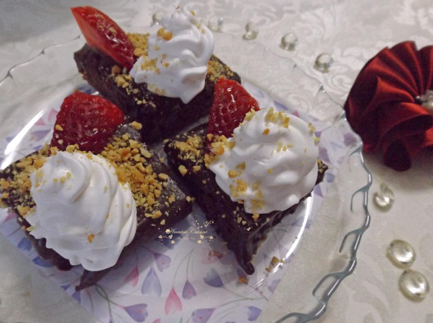 Maci cu vanilie si alune