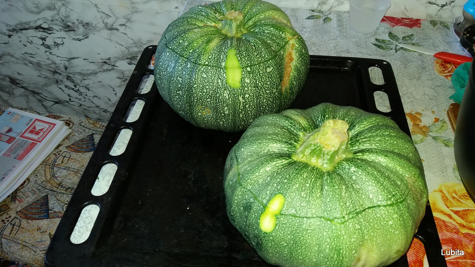 Dovlecel umplut cu legume