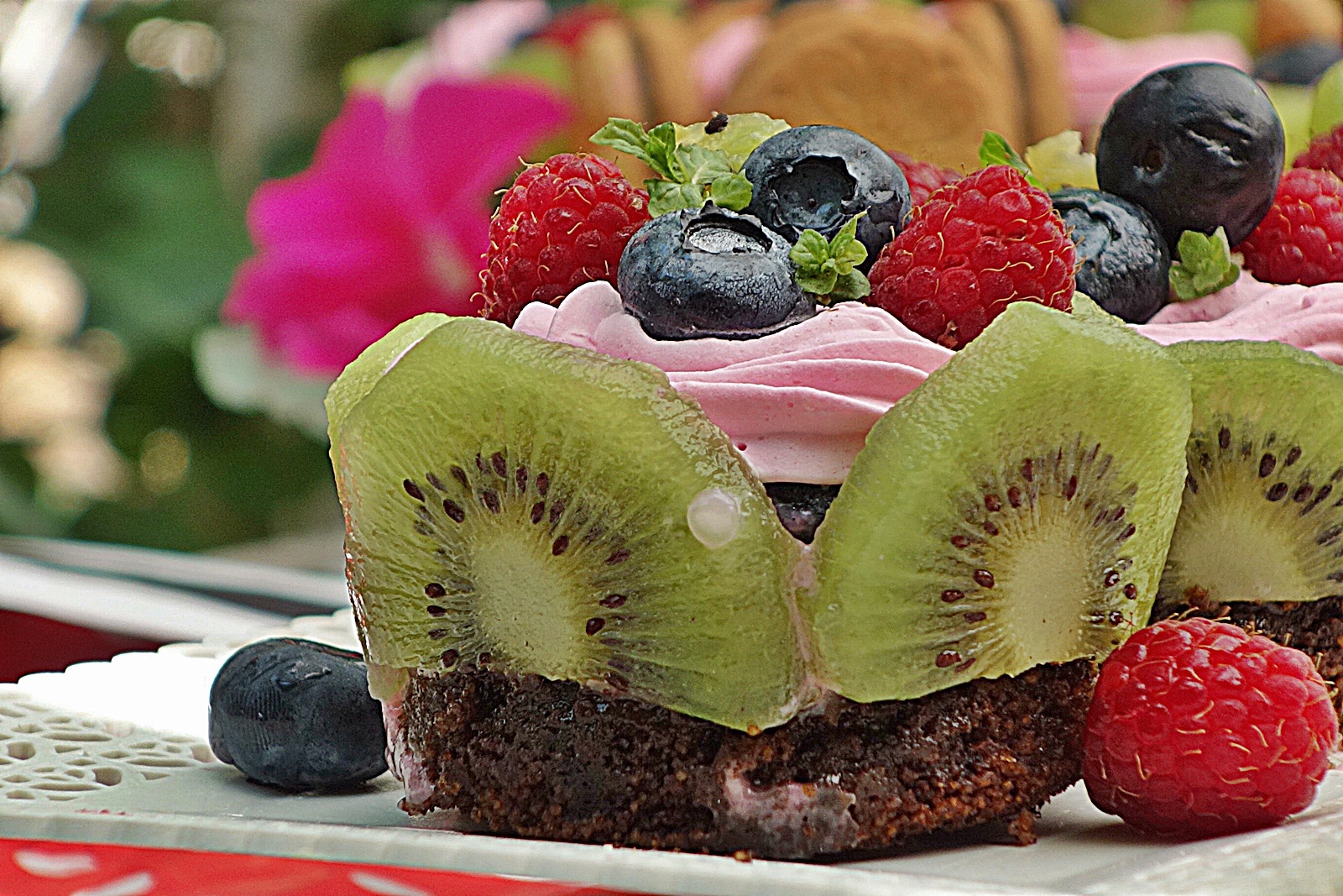 Cosulete exotice cu tapioca si spuma aromata