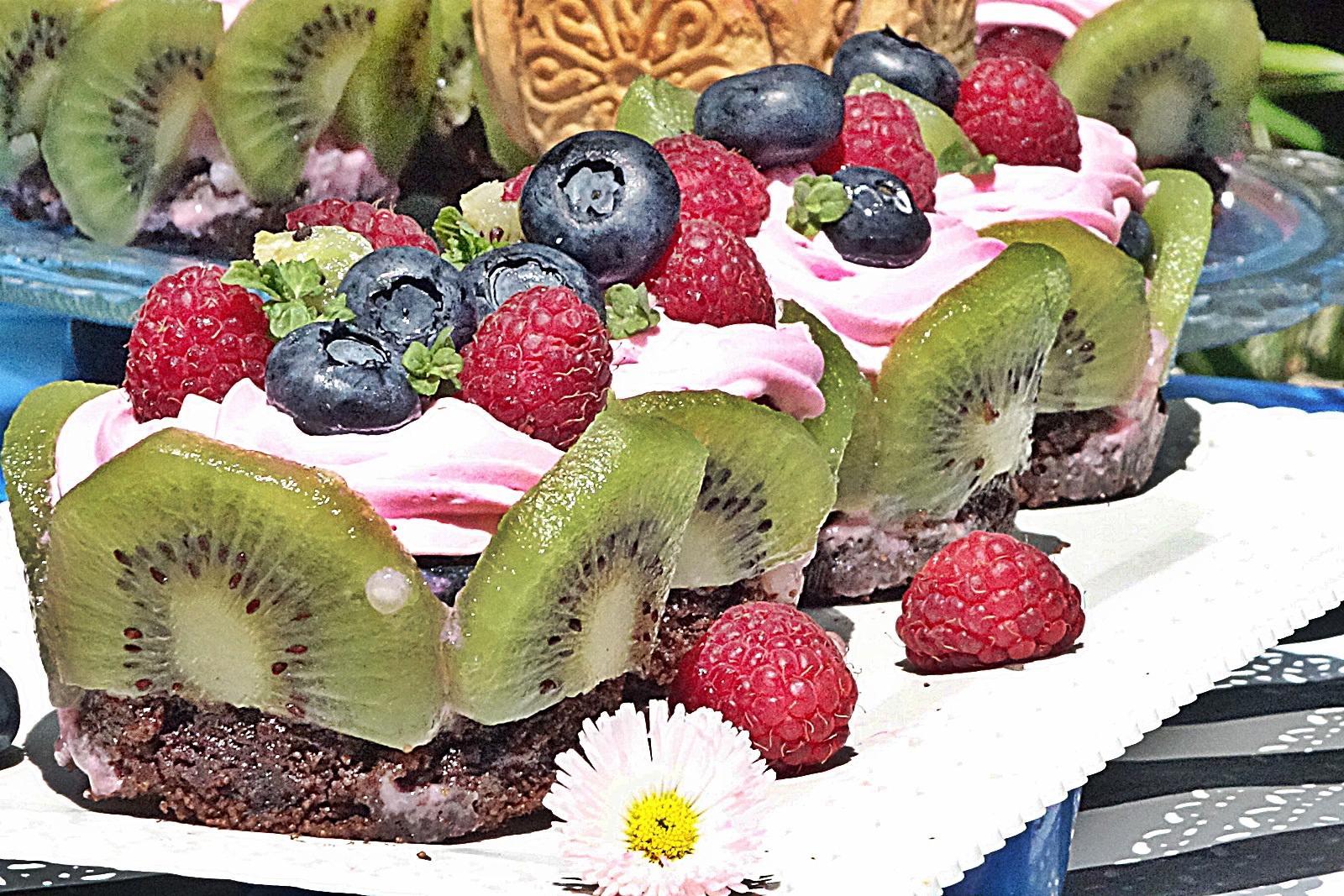 Cosulete exotice cu tapioca si spuma aromata