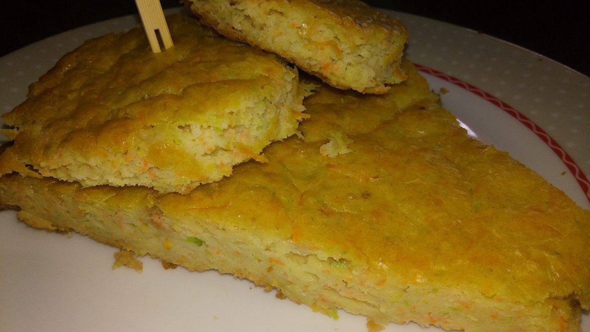 Tarta cu dovlecei si morcovi