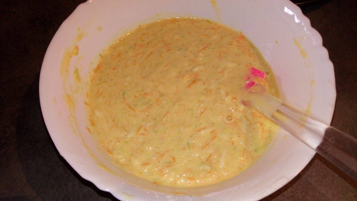 Tarta cu dovlecei si morcovi