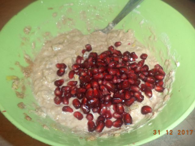 Barcute de andive umplute cu salata exotica