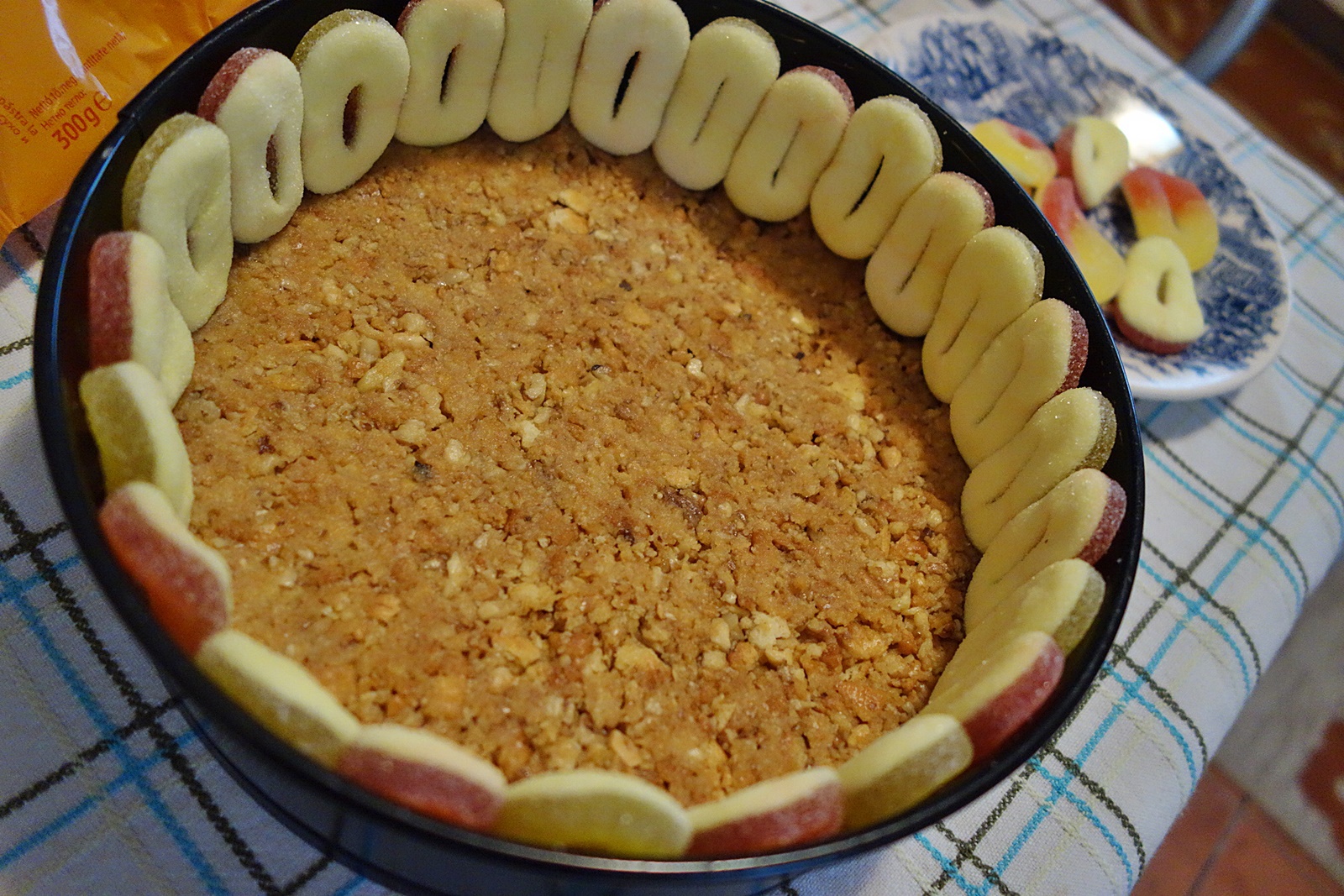 Gelle-cheesecake cu ananas si krantz