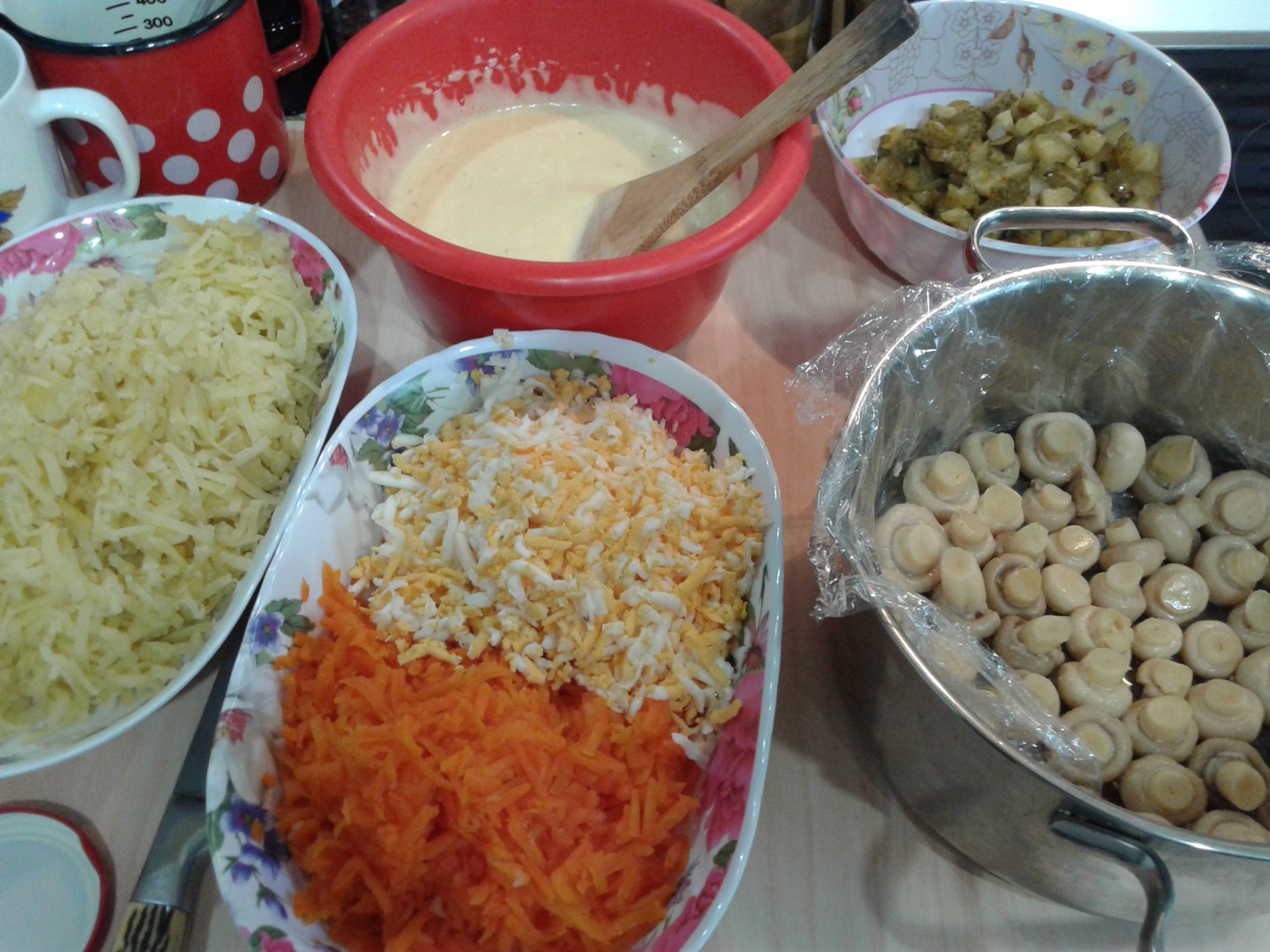 Poienita  cu ciuperci