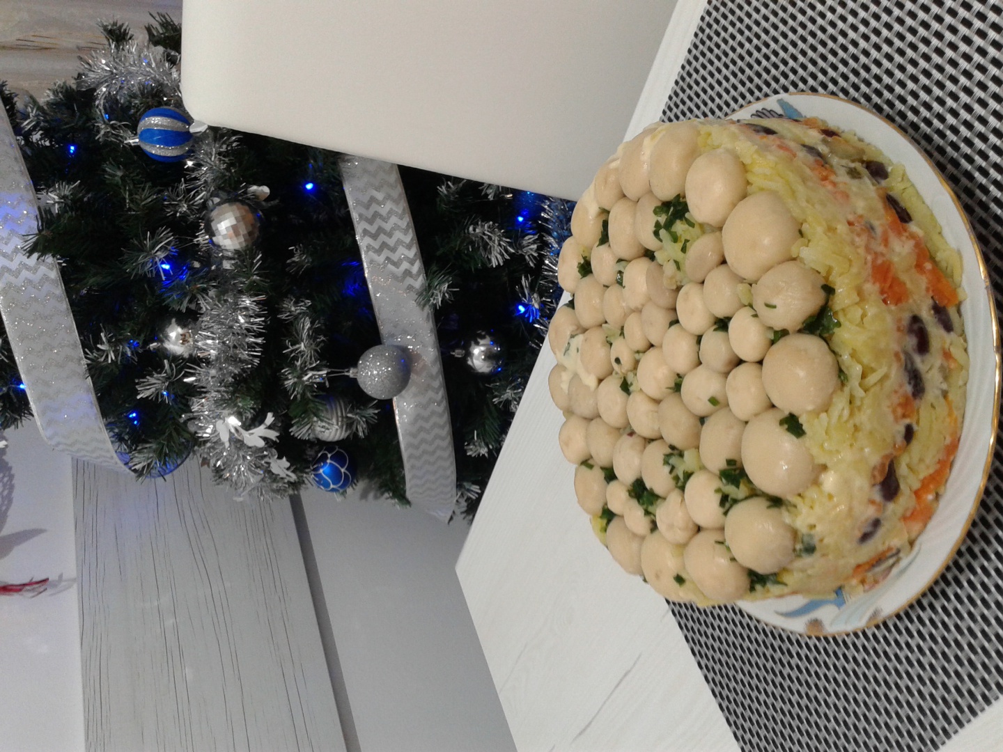 Poienita  cu ciuperci