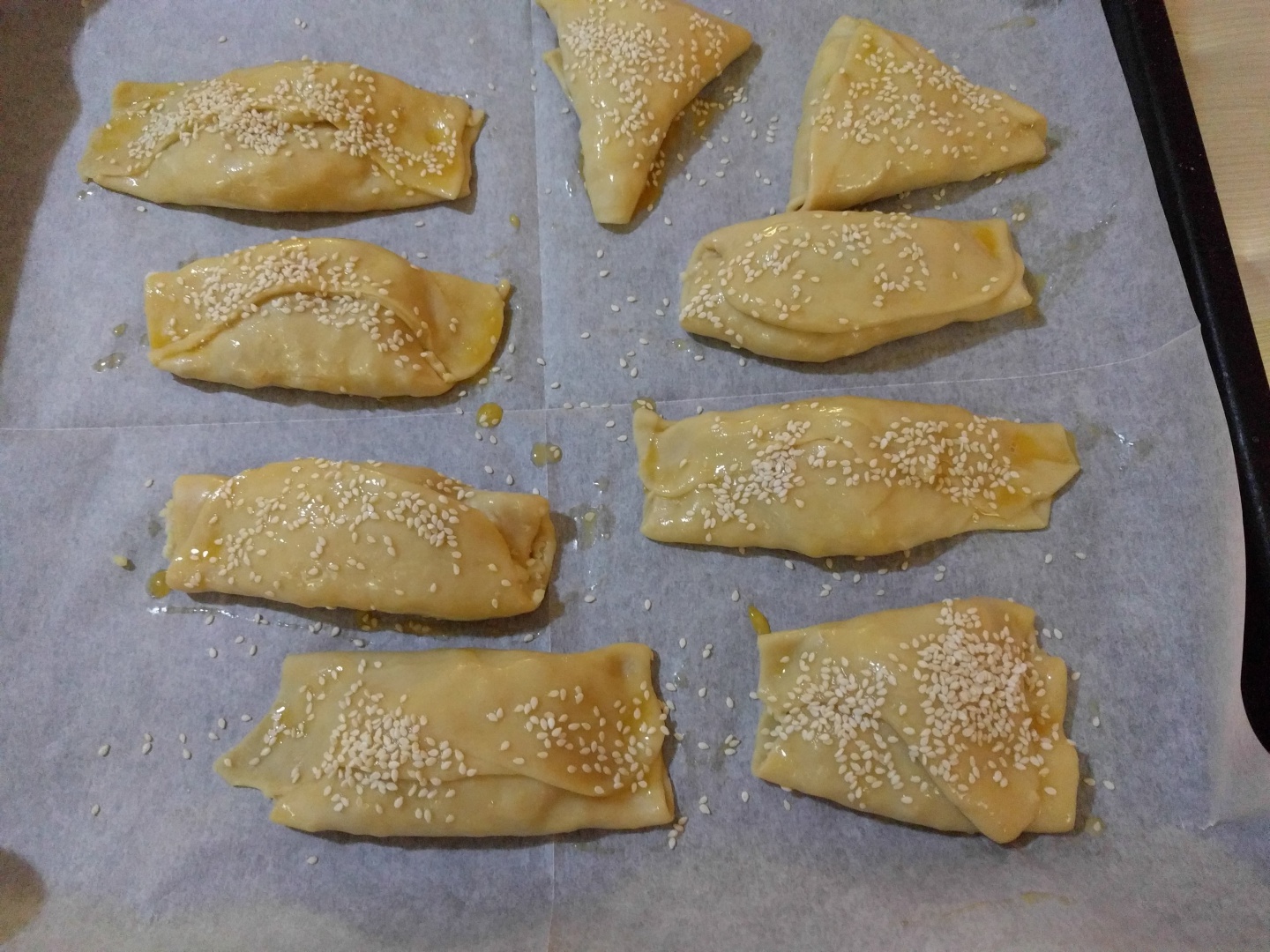 Pateuri cu branza vegetala