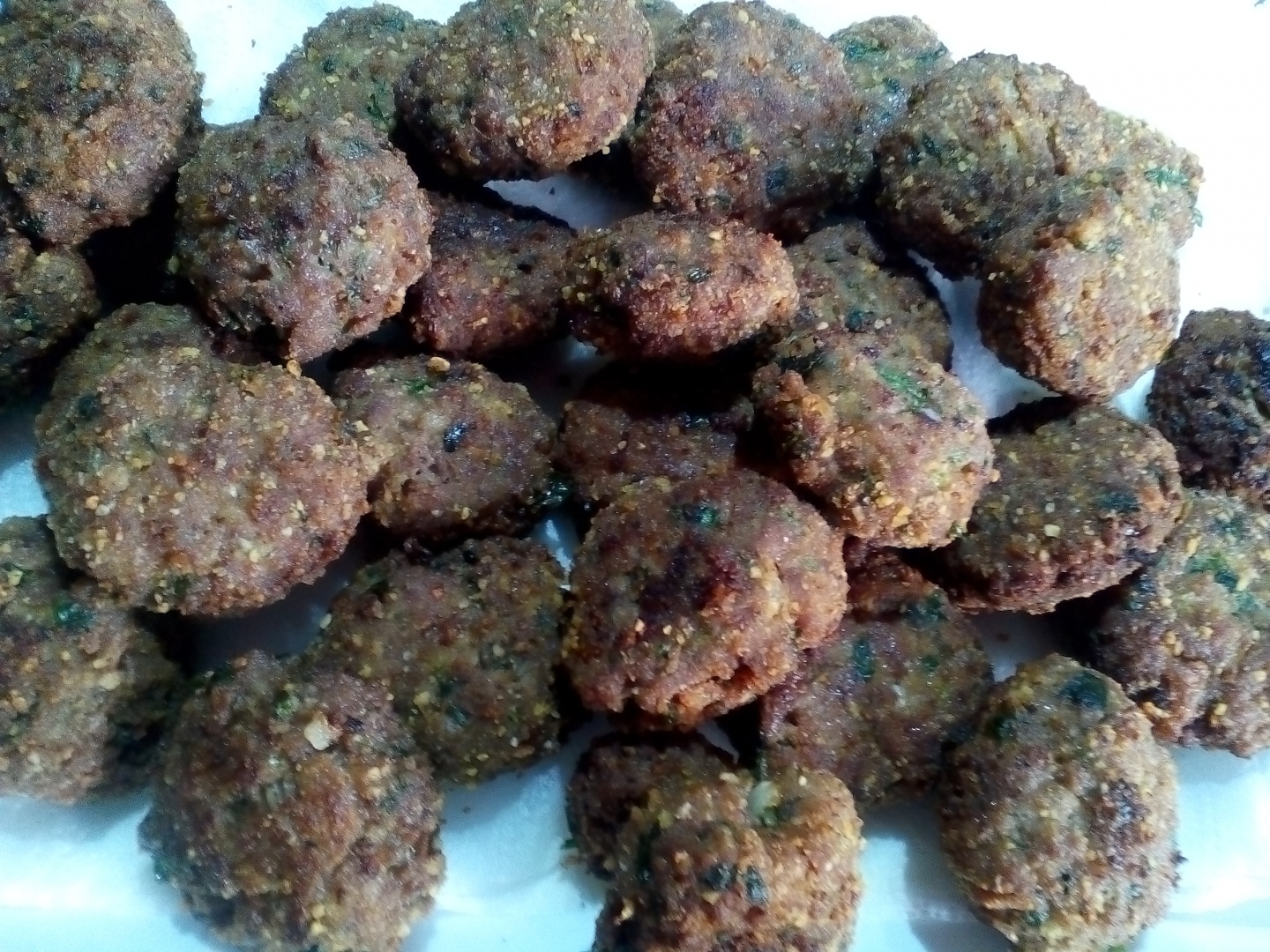 Parjolute moldovenesti in sos, cu garnitura de piure de cartofi