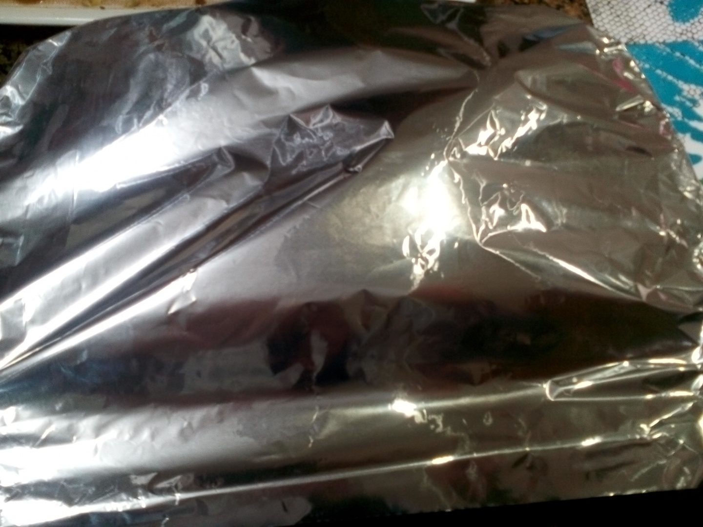 Peste umplut cu legume la cuptor, in sos de rosii cu garnitura de orez