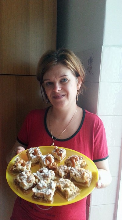 Prajitura cu mere si boti cu crema caramel