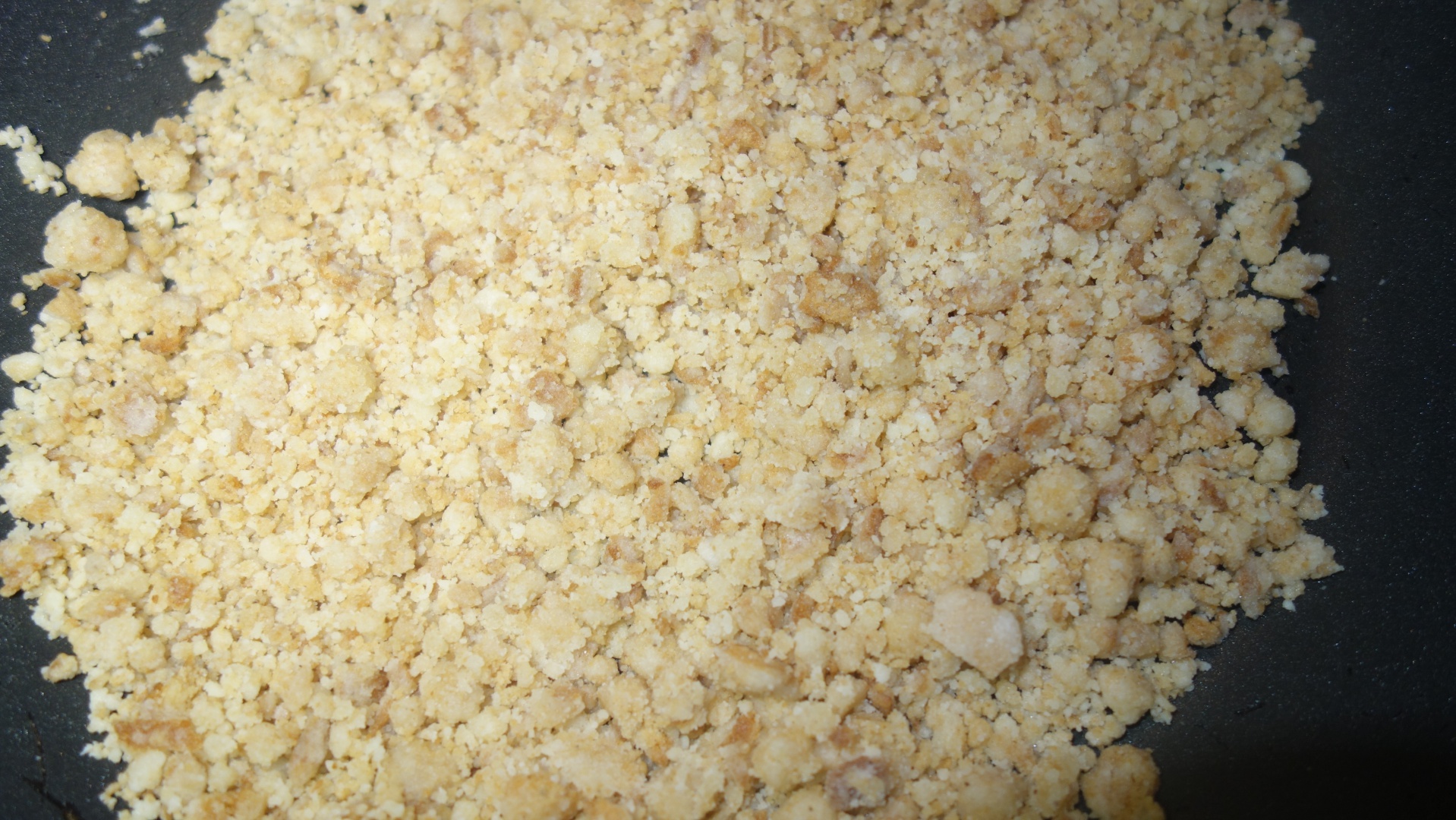 Prajitura rapida cu mere, struguri si aluat sfarmicios