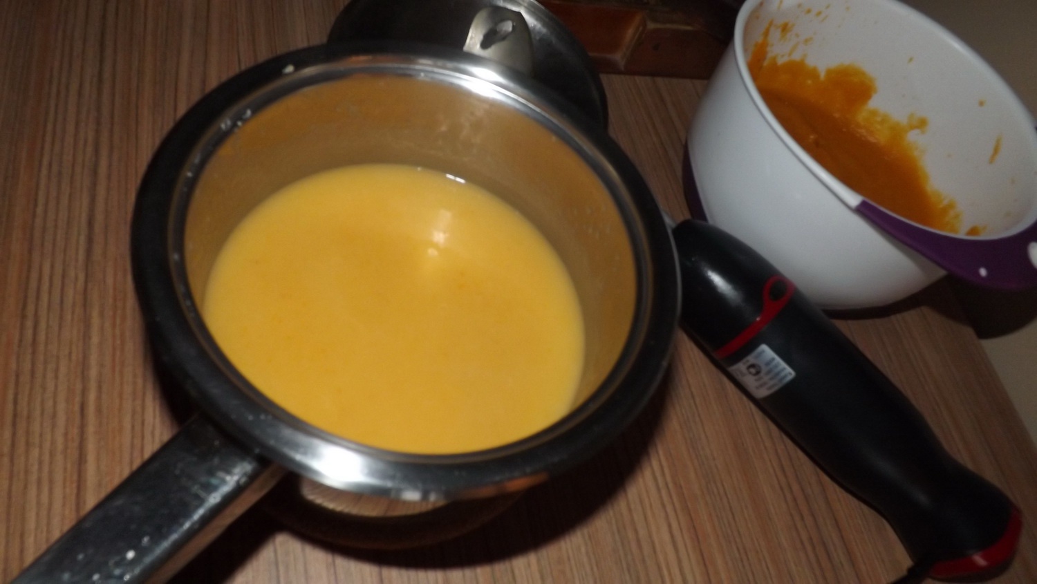 Supa crema de dovleac cu mar