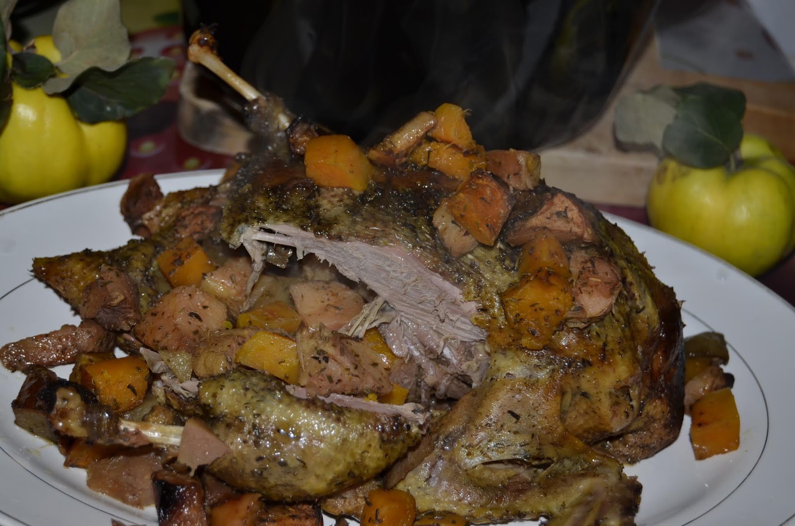 Rata umpluta cu mere, gutui, dovleac si cartofi la Crock Pot