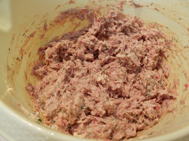 Pasta de ton cu gogosari copti