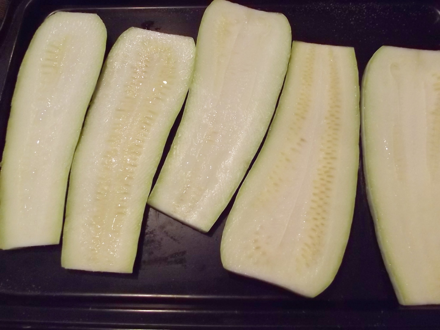 Rulouri aperitiv cu legume la grill si branza. Reteta delicioasa, sanatoasa si usor de preparat