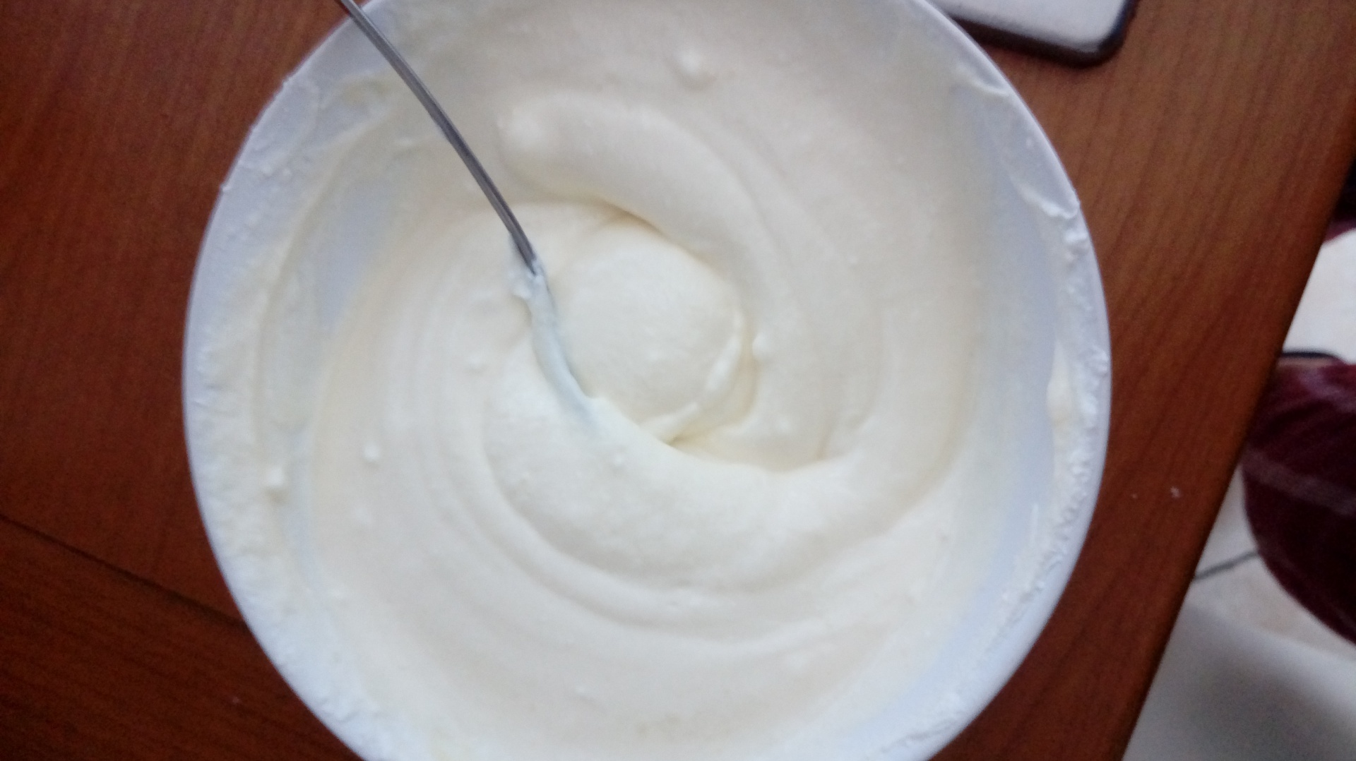 Prajitura cremoasa cu fructe