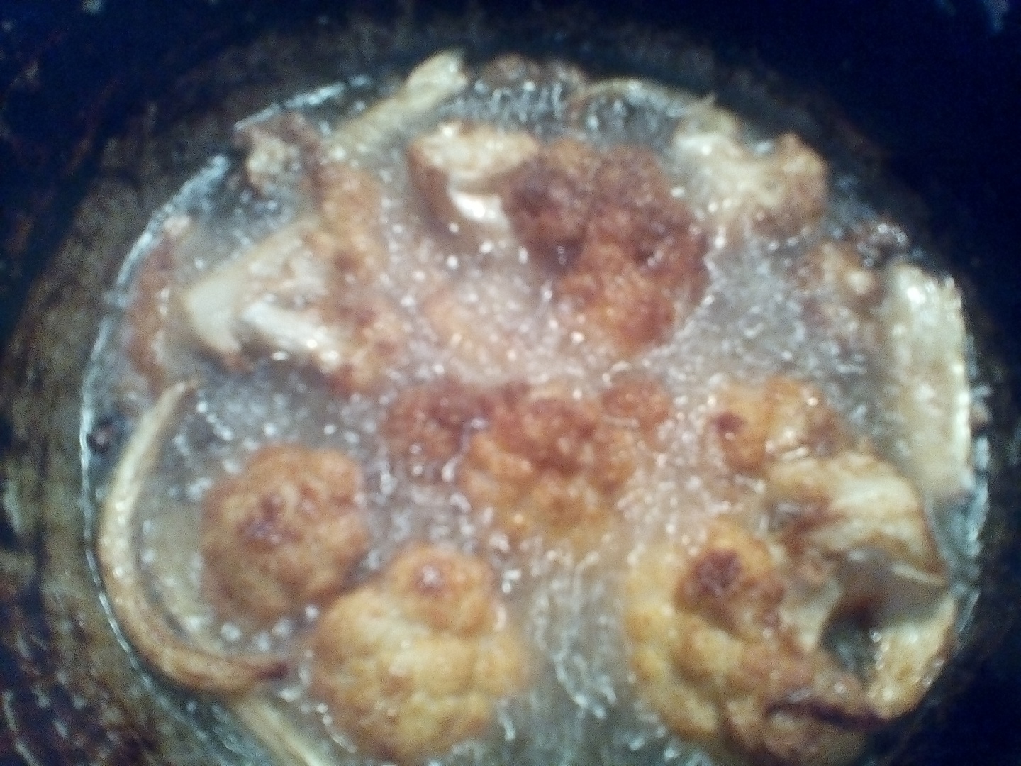 Conopida cu carne de miel in sos de iaurt