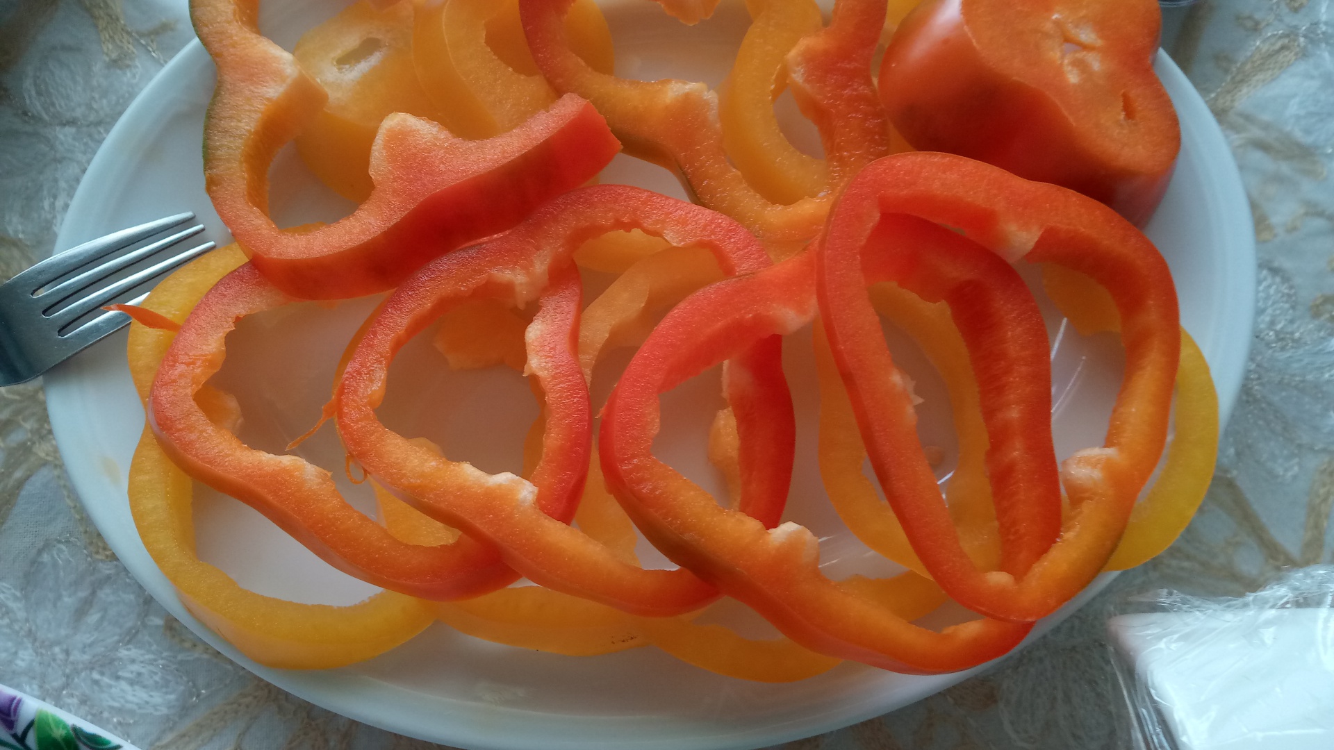 Salata de fasole rosii cu legume