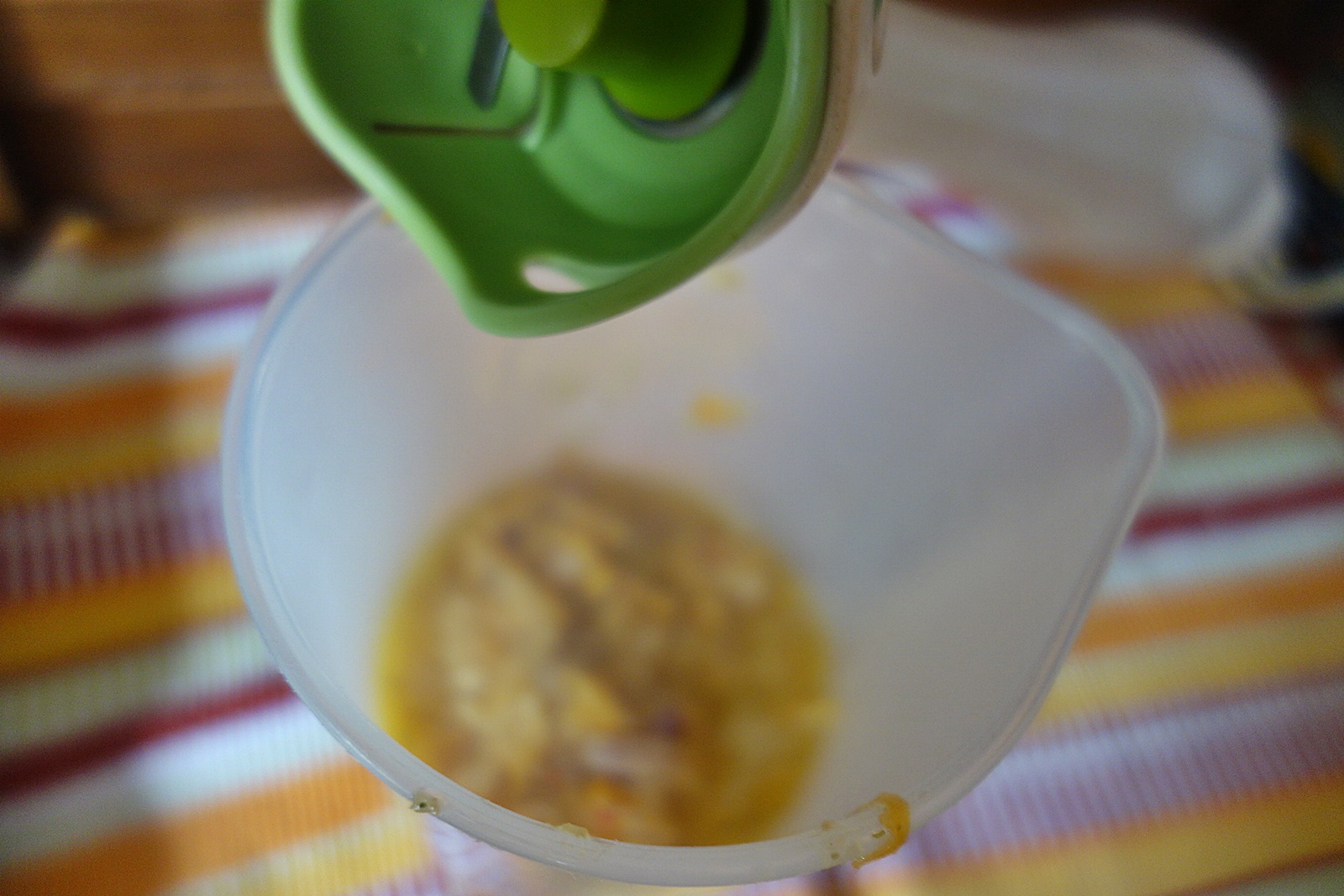 Supa crema de dovleac, cu gutuie si jambon