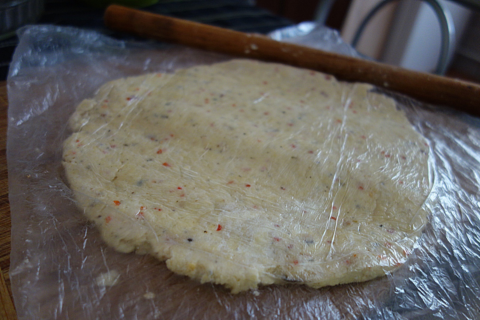 Tarta cu blat fraged si aromat cu ciuperci si baby spanac