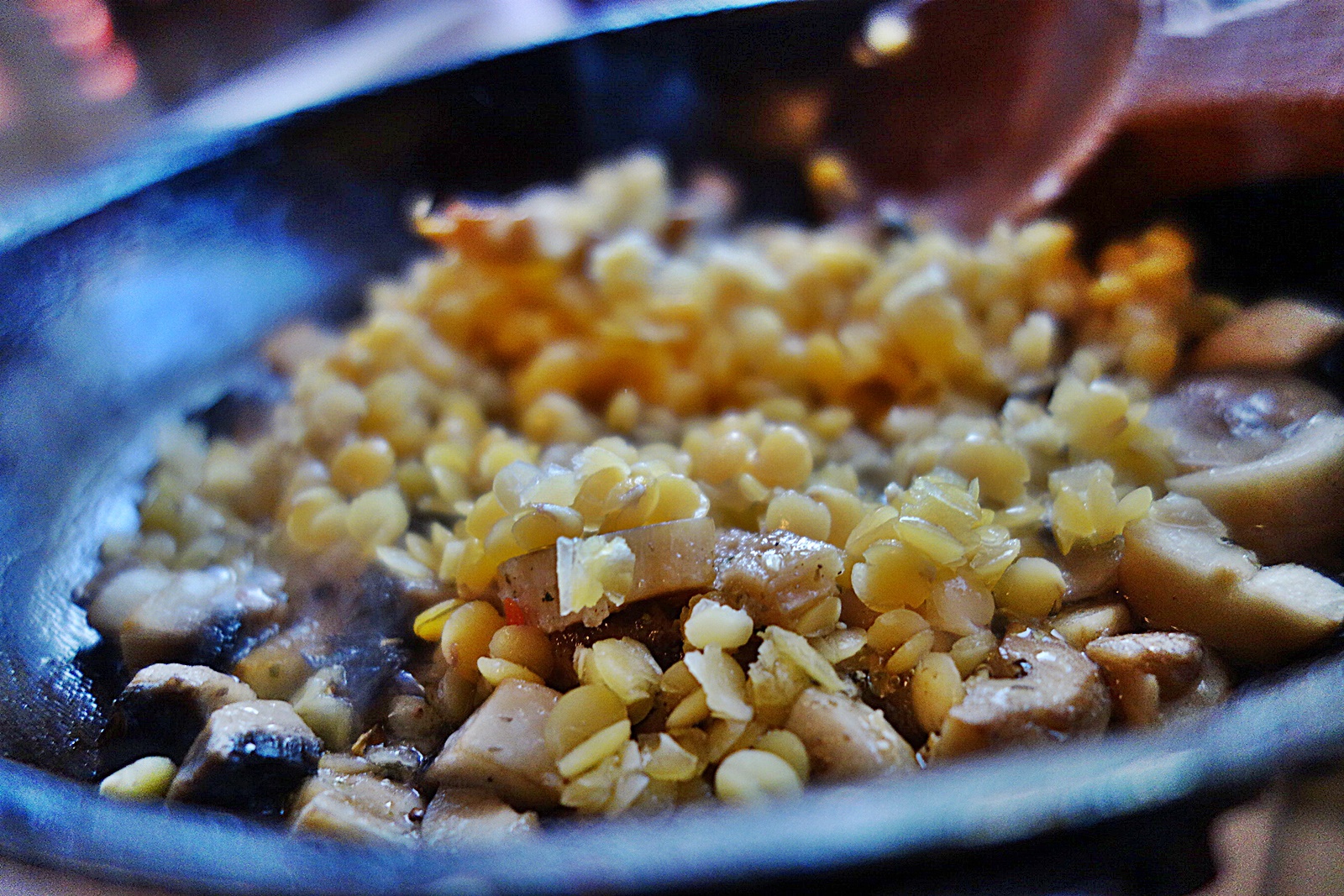 Ciuperci umplute cu spanac si linte