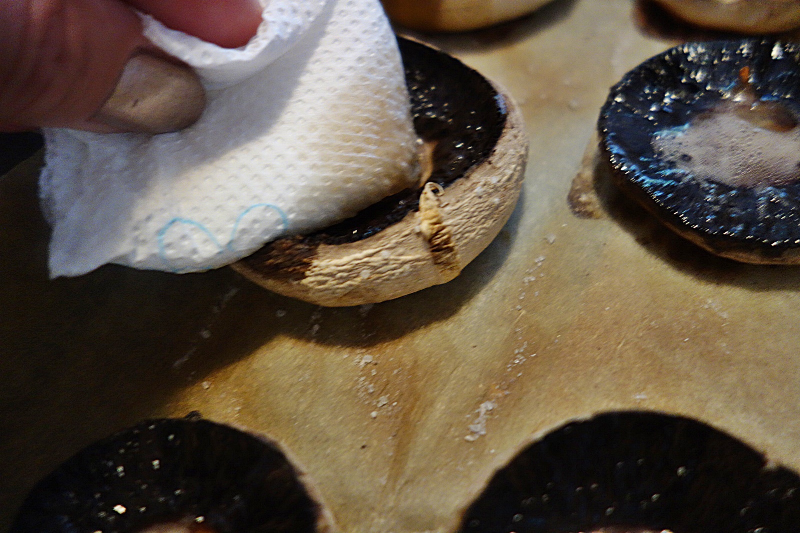 Ciuperci umplute cu spanac si linte