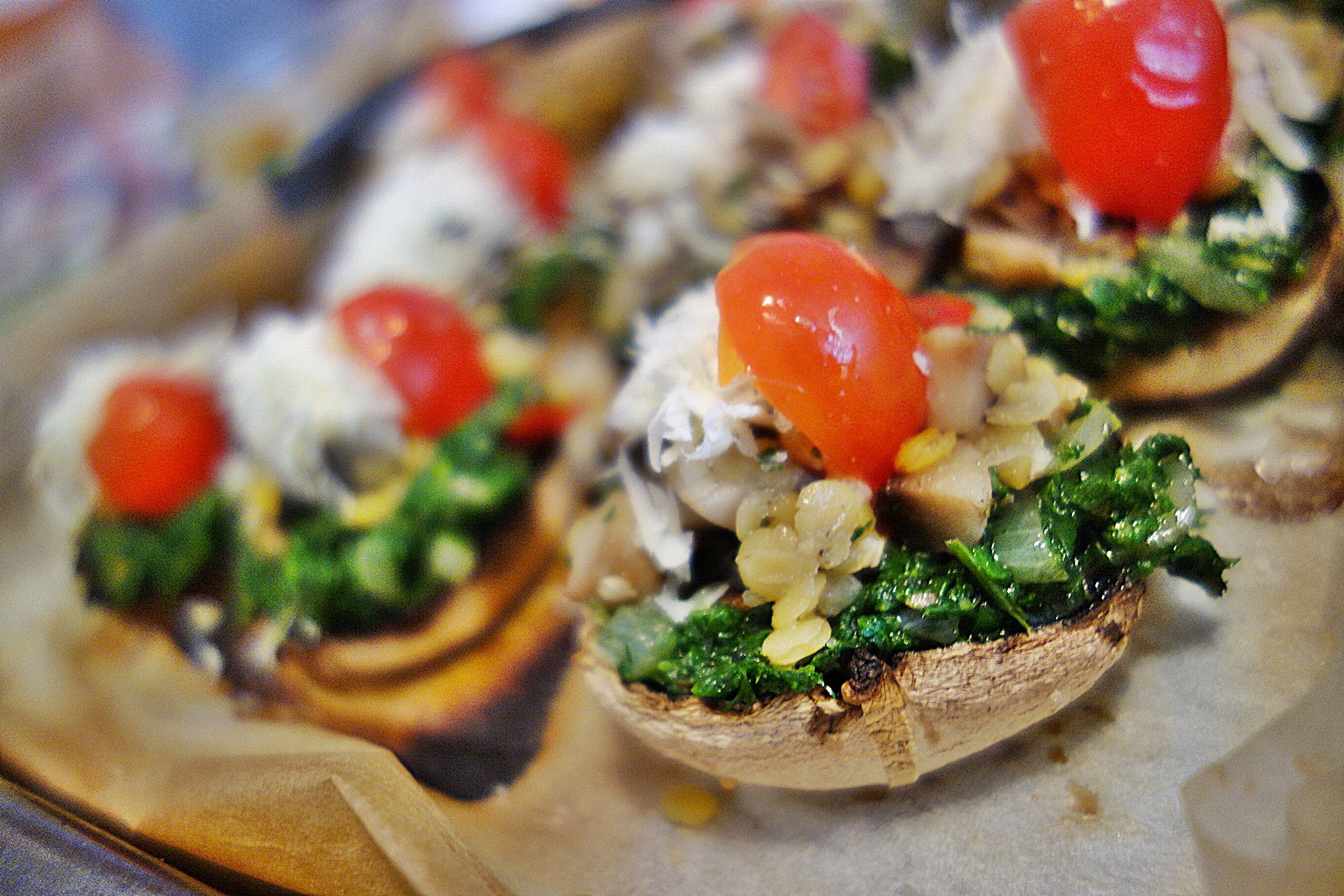 Ciuperci umplute cu spanac si linte