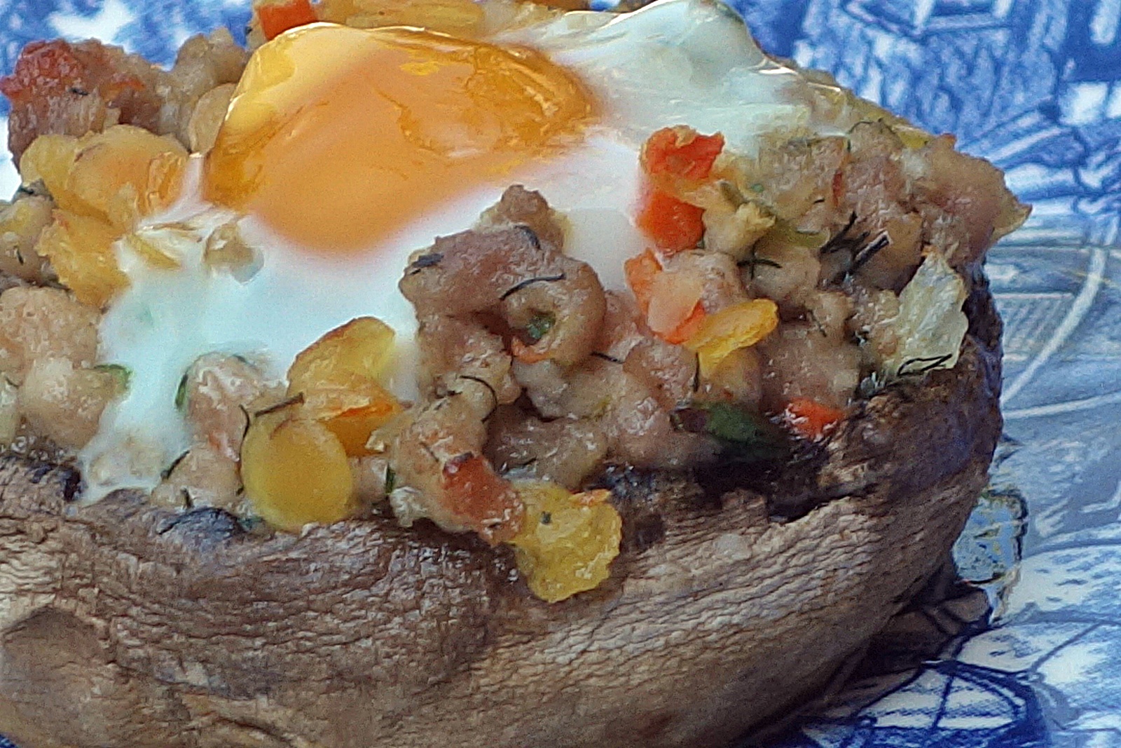 Ciuperci umplute cu carne de curcan si linte