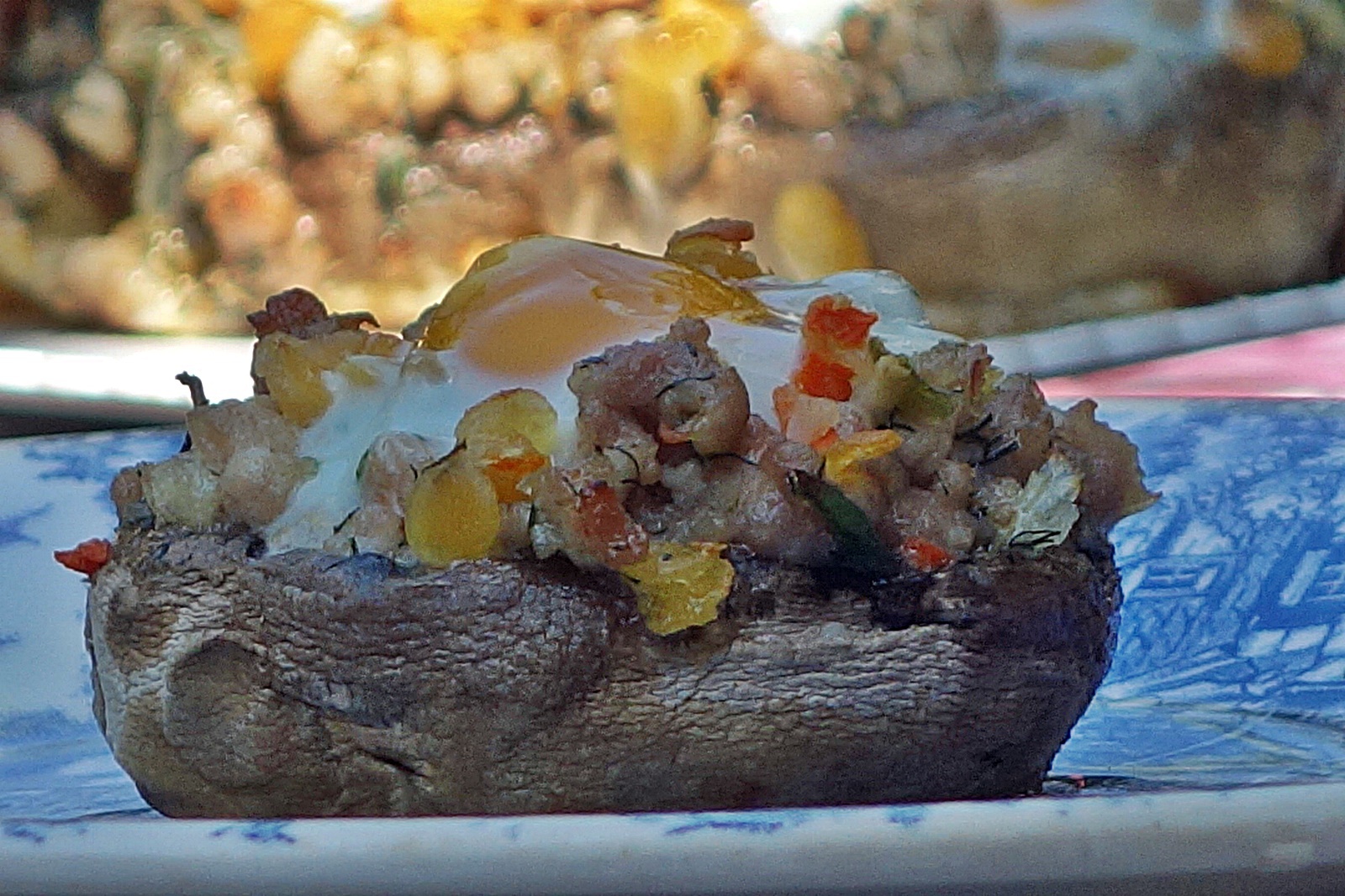 Ciuperci umplute cu carne de curcan si linte