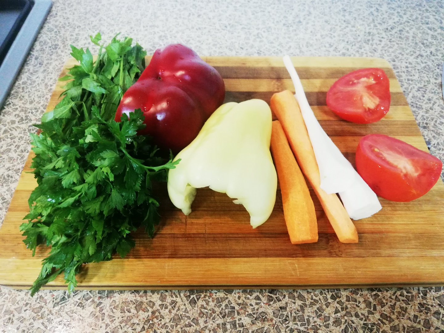 Bors cu carne de pui