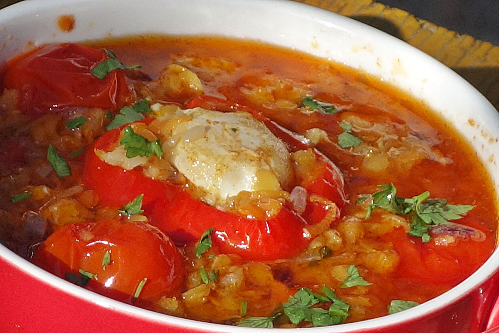 Supa de toamna cu linte si oua de prepelita