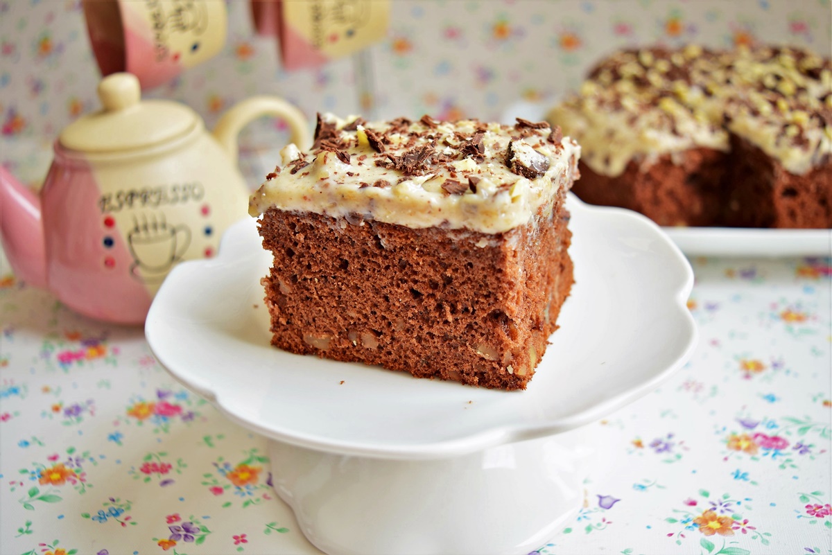 Negresa cu crema de nuci si lapte condensat