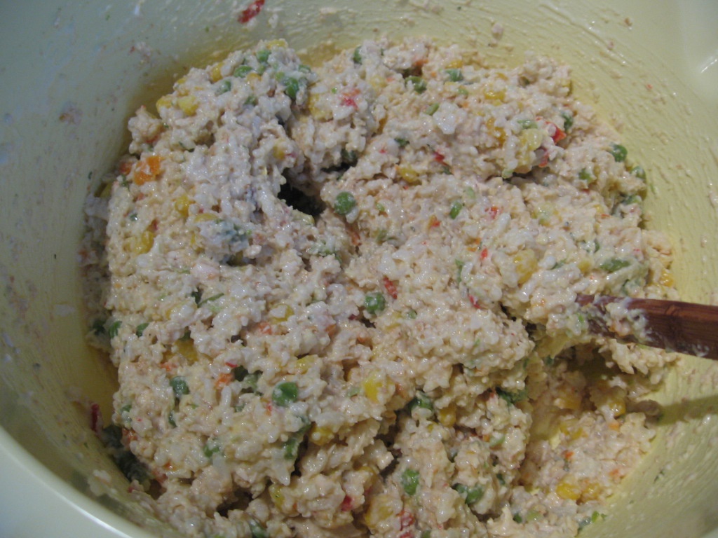 Briose aperitiv cu orez, carne si legume