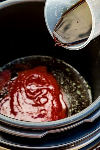 Piept de porc chinezesc la Multicooker Crock-Pot Express